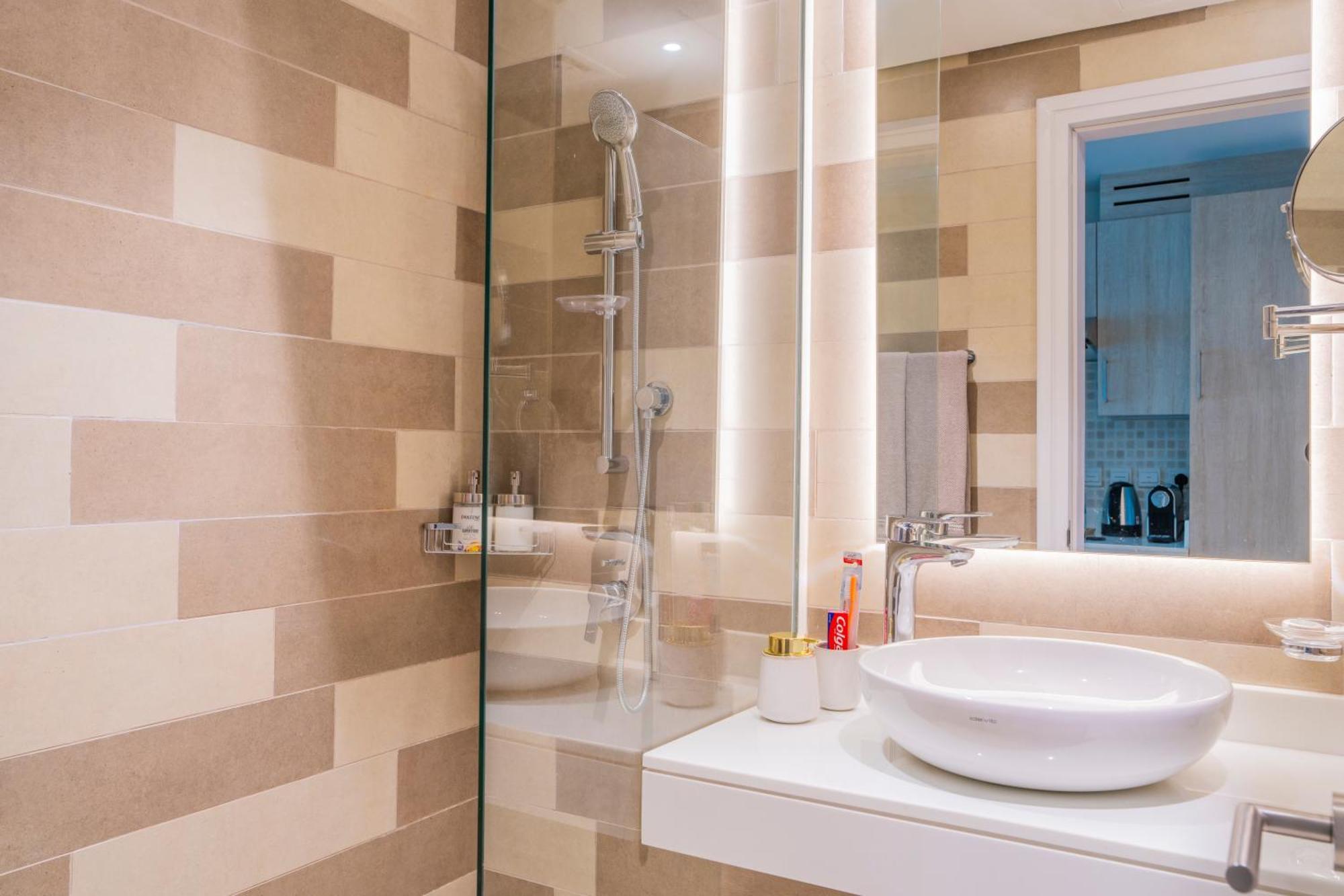 Studio With Pool And Private Beach Access On Palm Jumeirah Dubai Exterior photo